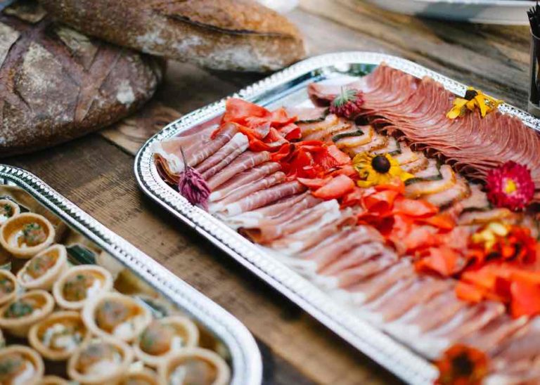 catering trays with deli meats